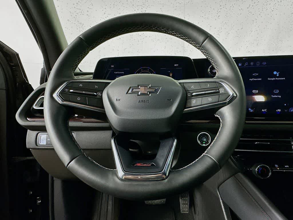Used 2025 Chevrolet Traverse Z71 AWD/4WD image 15