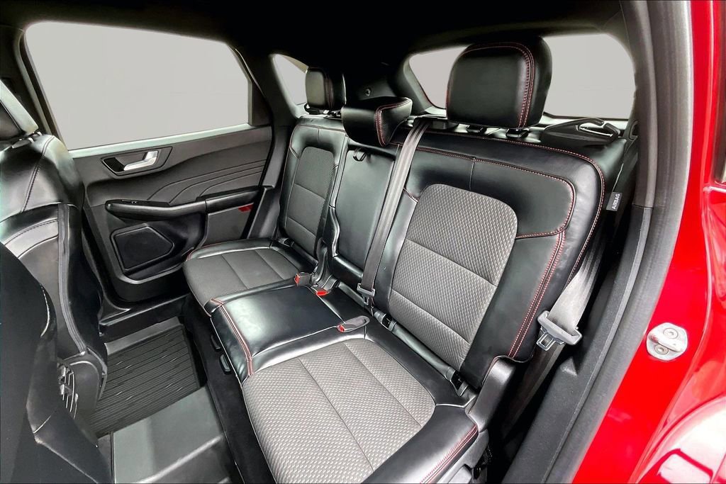 Certified 2023 Ford Escape ST-Line w/ Tech Pack #1 image 26