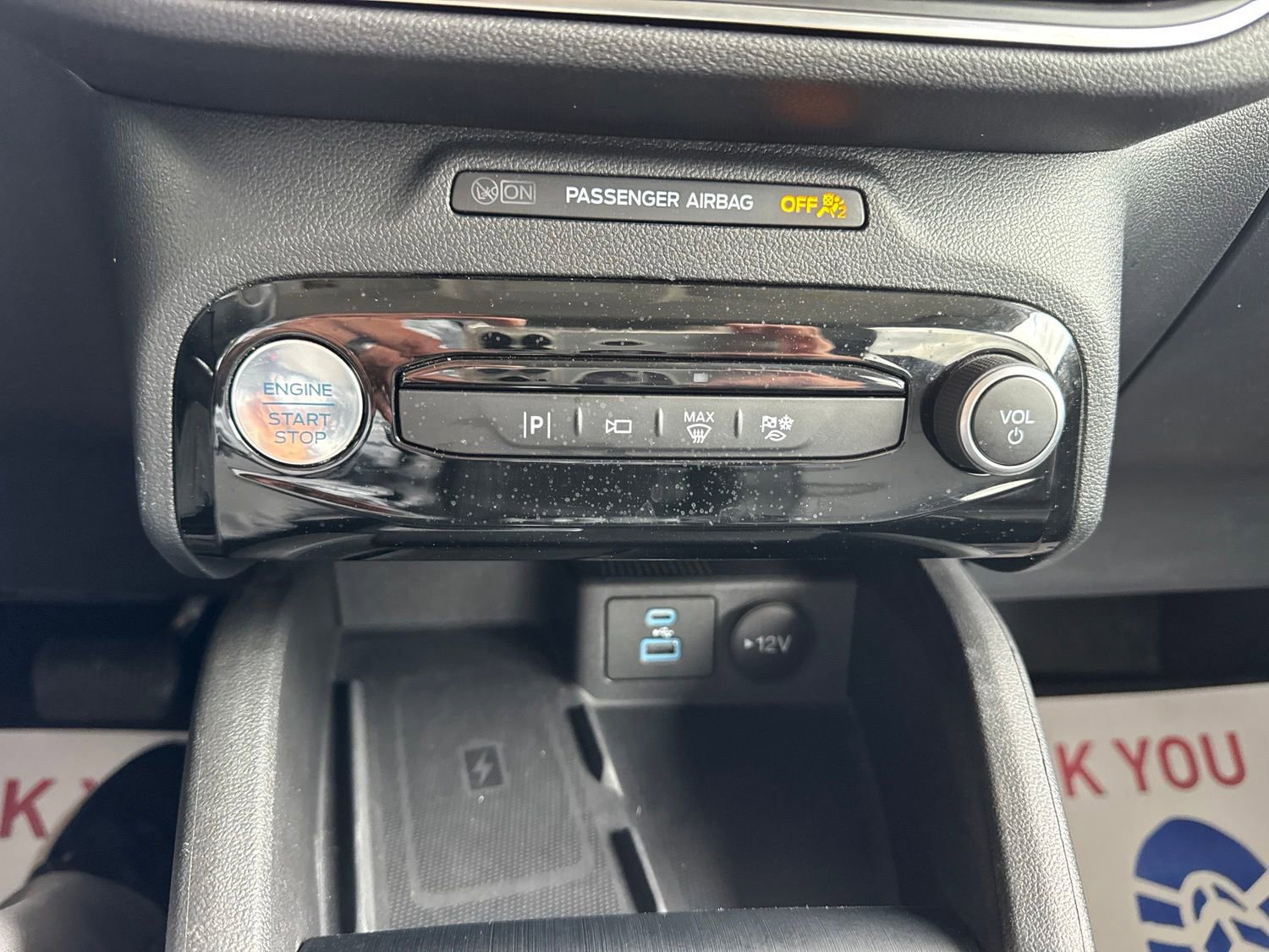 Certified 2023 Ford Escape Platinum AWD/4WD image 33