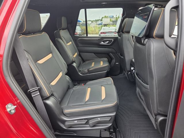 Used 2024 GMC Yukon AT4 AWD/4WD image 16