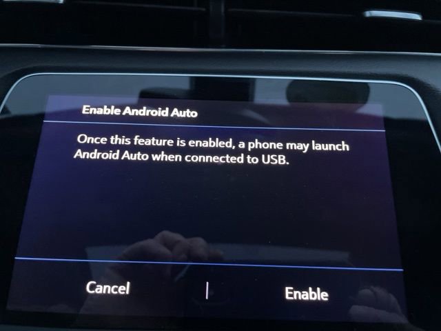 Used 2019 Cadillac XT4 Luxury w/ Cold Weather Package image 45