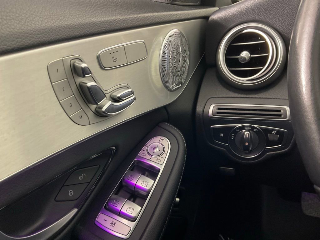 Used 2021 Mercedes-Benz C 300 Sedan image 19