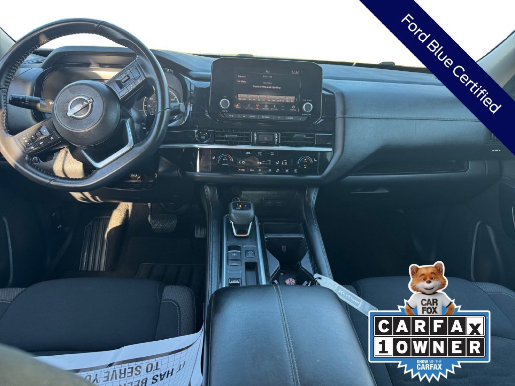 Used 2025 Nissan Pathfinder SV FWD image 14