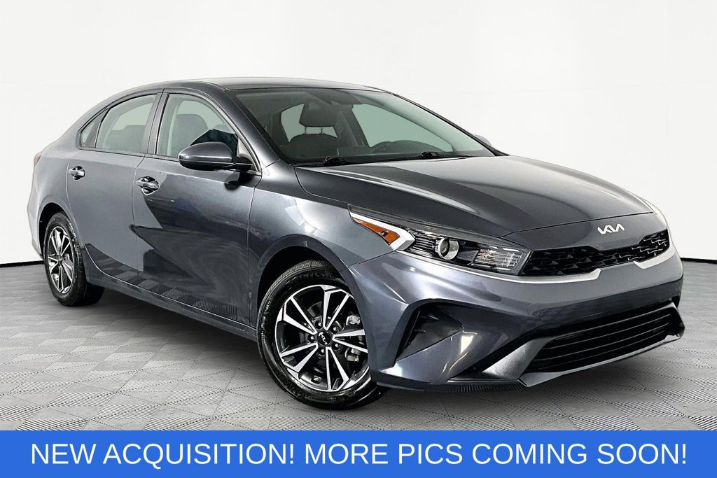 Used 2024 Kia Forte LXS