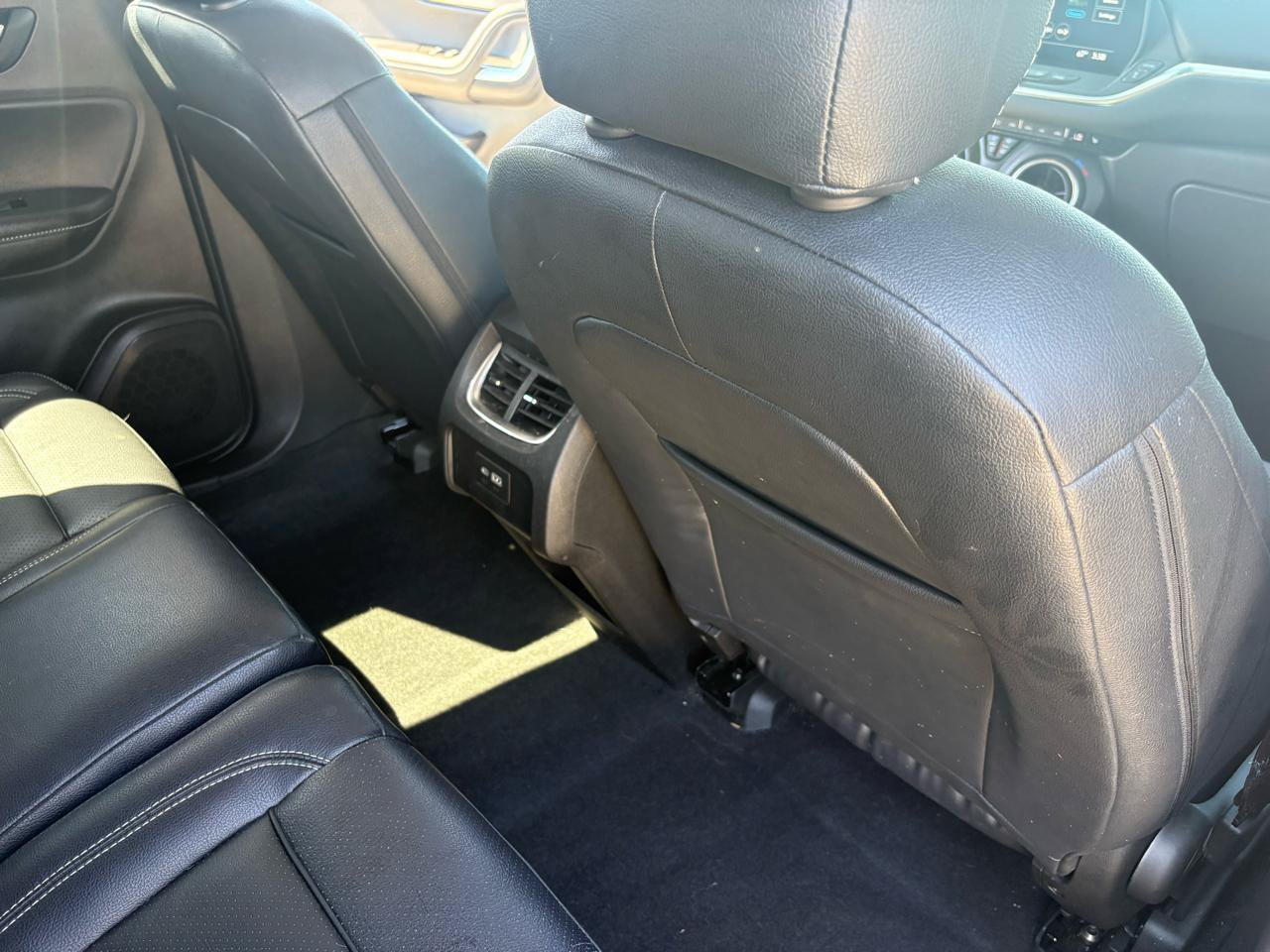 Used 2024 Chevrolet Blazer LT w/ Convenience Package FWD image 46
