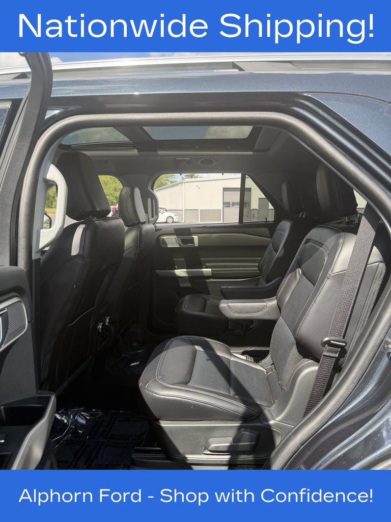 Certified 2023 Ford Explorer Limited w/ Equipment Group 301A AWD/4WD image 10