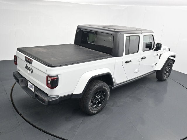 Used 2021 Jeep Gladiator Sport AWD/4WD image 39