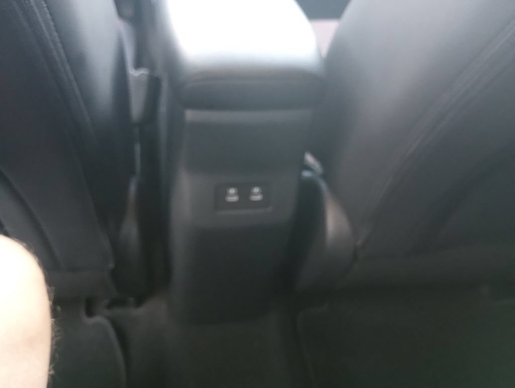 Used 2025 Nissan Kicks SR FWD image 16
