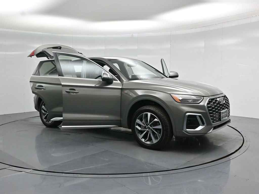 Used 2023 Audi Q5 2.0T Premium w/ Convenience Package image 58