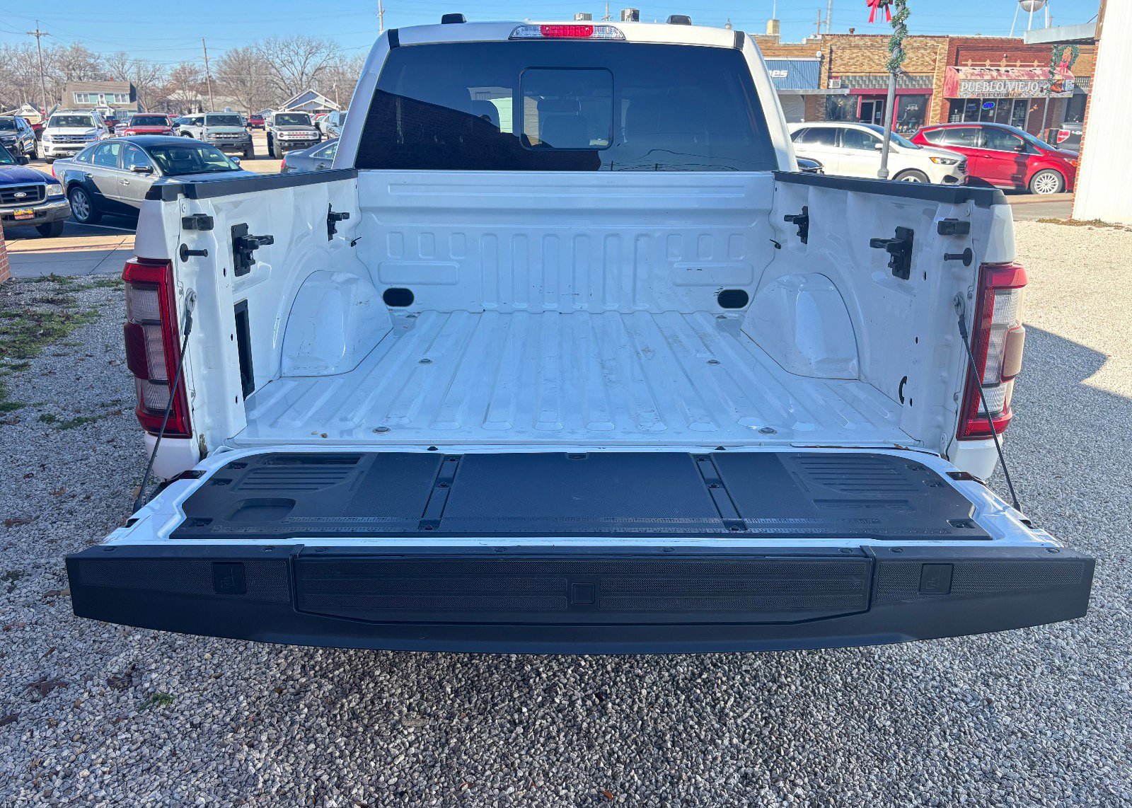 Certified 2022 Ford F150 Lariat w/ Equipment Group 502A High image 8