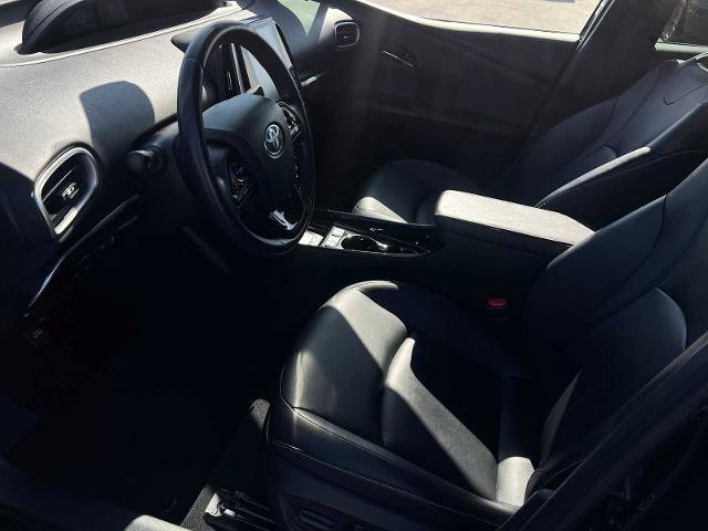 Used 2022 Toyota Prius Prime Limited image 12