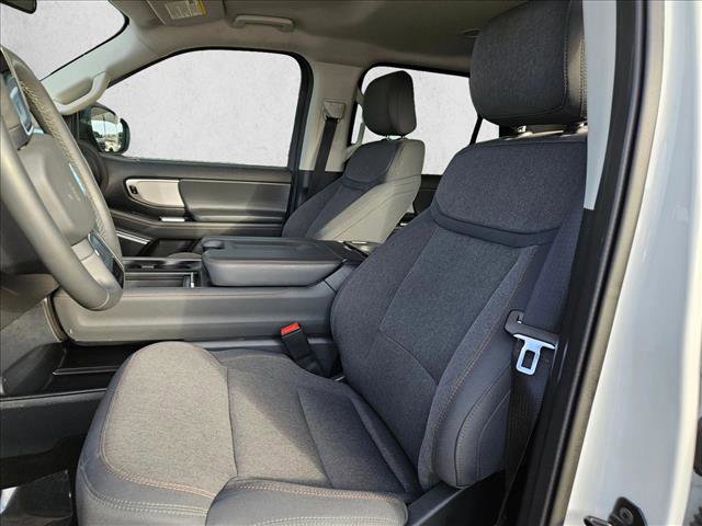 Certified 2025 Ford Expedition Active image 18