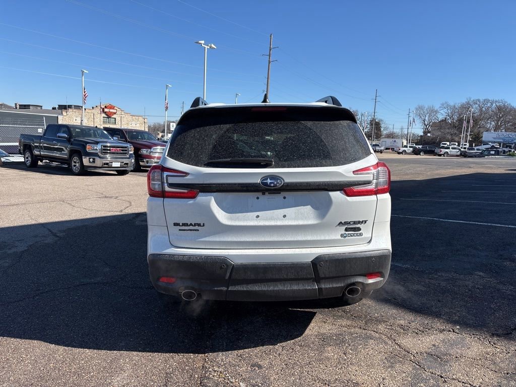 Used 2025 Subaru Ascent Bronze Edition w/ Popular Package #2 image 3