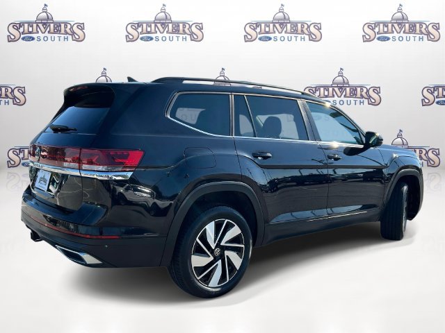 Used 2025 Volkswagen Atlas SE FWD image 3