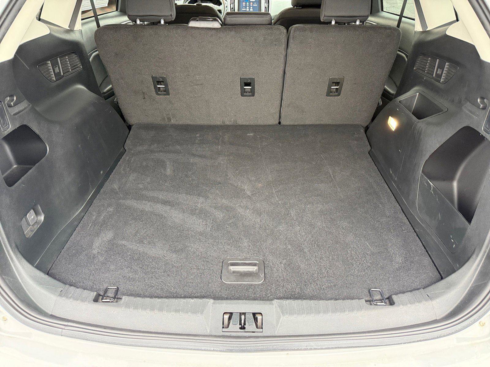 Certified 2022 Ford Edge SE w/ Black Appearance Package image 13