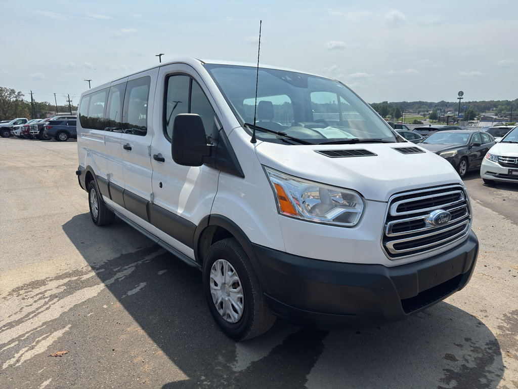 Certified 2017 Ford Transit 350 XLT RWD image 3