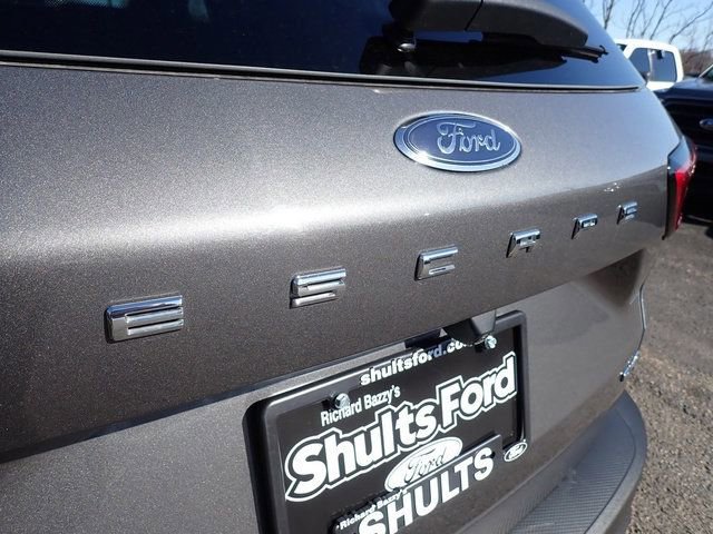 Certified 2025 Ford Escape ST-Line Select AWD/4WD image 9