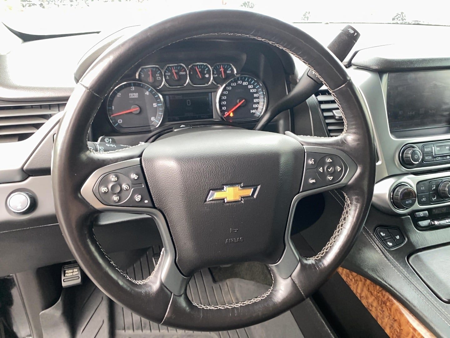Used 2018 Chevrolet Tahoe Premier AWD/4WD image 15