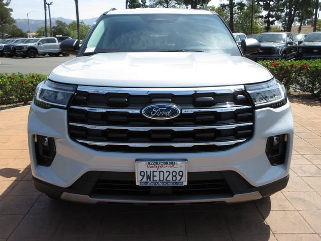 Certified 2025 Ford Explorer Active w/ Active Comfort Package RWD image 8
