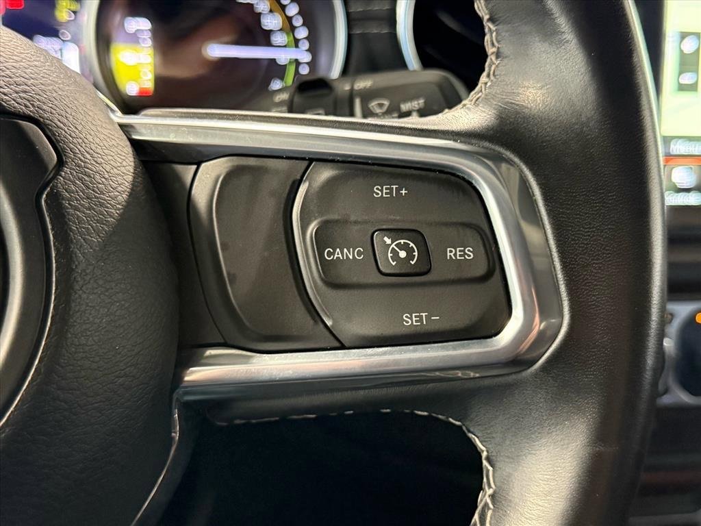 Used 2022 Jeep Wrangler Unlimited Sahara image 23