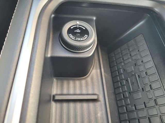 Certified 2025 Ford Expedition Platinum AWD/4WD image 25