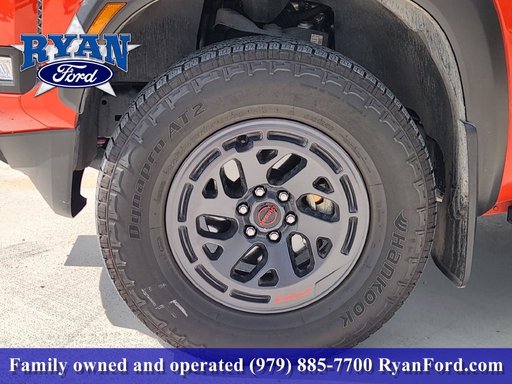Used 2025 Nissan Frontier Pro-X RWD image 7