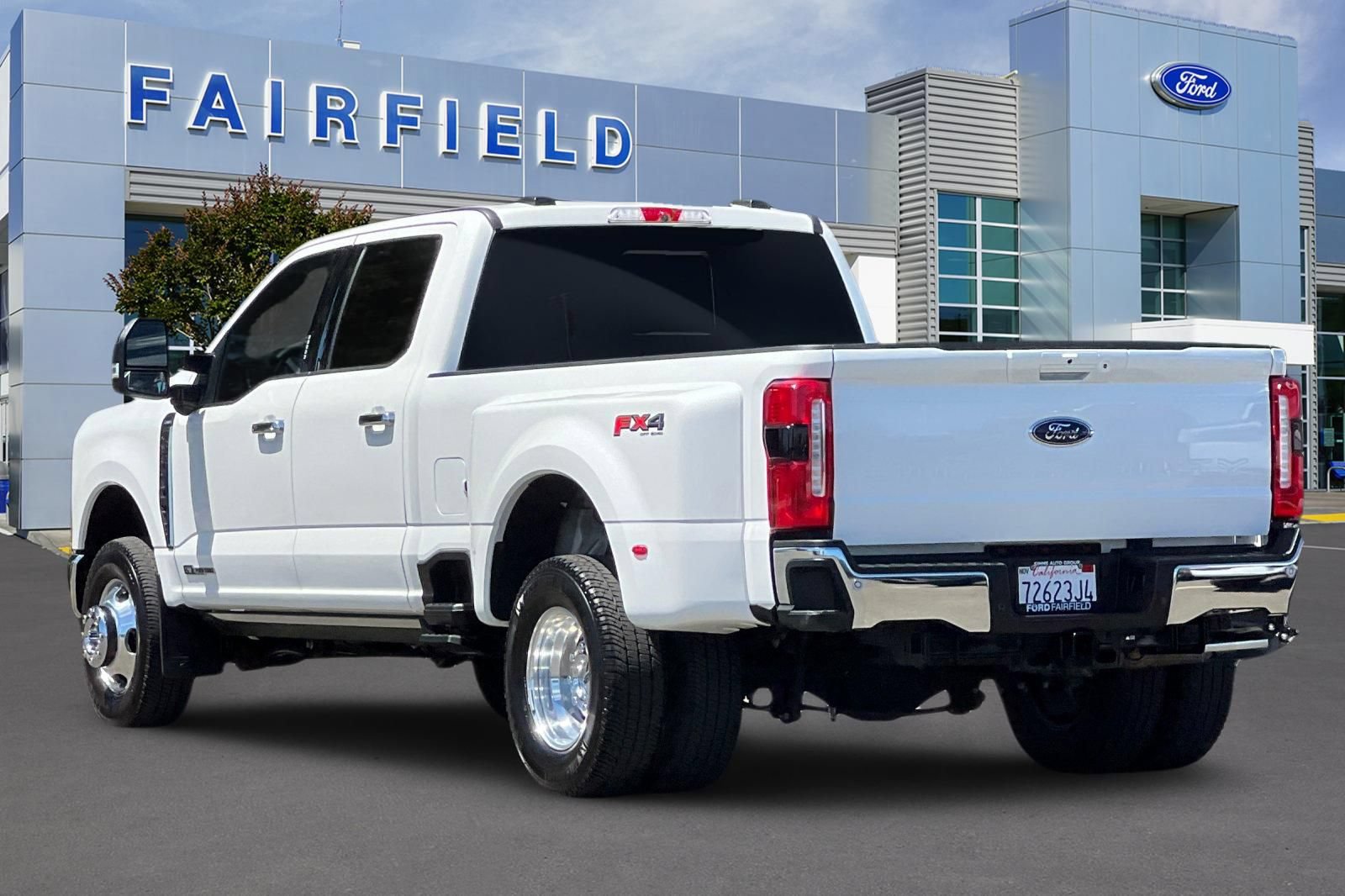 Certified 2026 Ford F350 Lariat w/ Lariat Ultimate Package AWD/4WD image 10