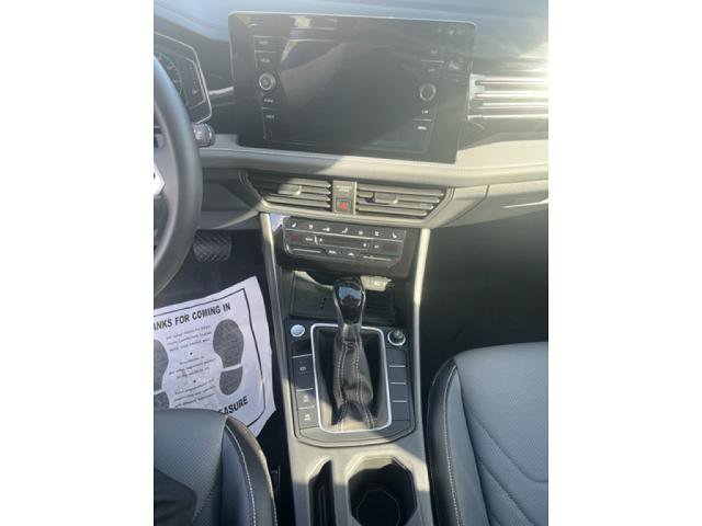 Used 2025 Volkswagen Jetta SEL image 18