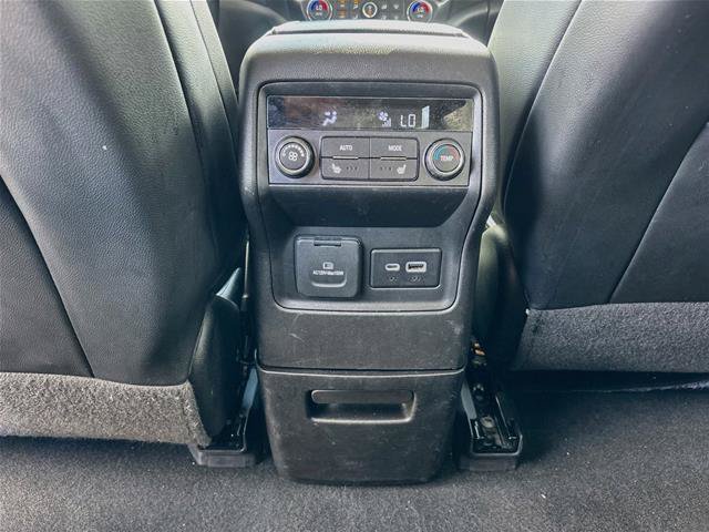 Used 2023 GMC Acadia Denali w/ Black Diamond Edition FWD image 29