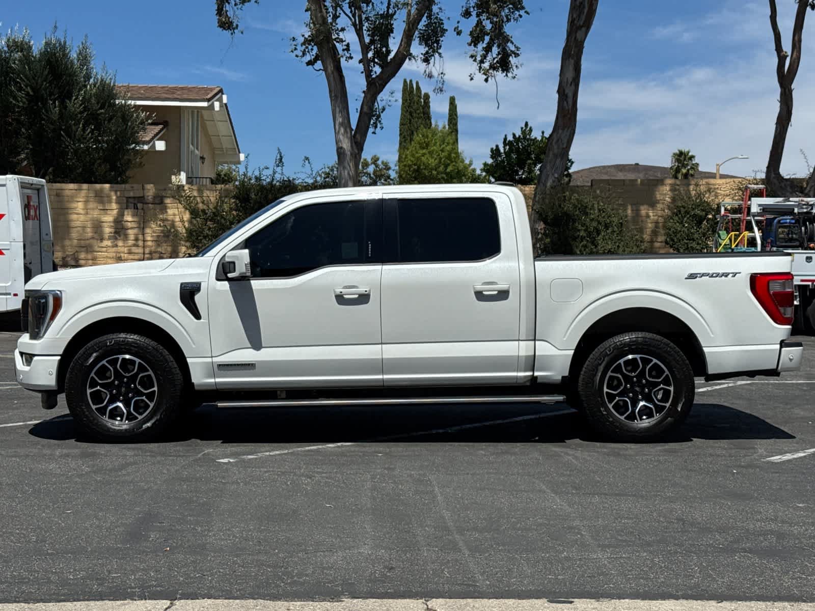 Certified 2022 Ford F150 Lariat w/ Equipment Group 502A High RWD image 5