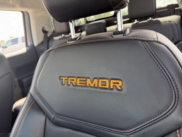 Certified 2025 Ford Maverick Tremor AWD/4WD image 13