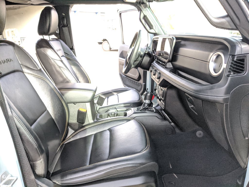 Used 2024 Jeep Wrangler Unlimited Sahara w/ Technology Group AWD/4WD image 20