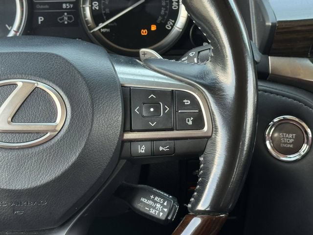 Used 2017 Lexus LX 570 4WD w/ Luxury Package image 15