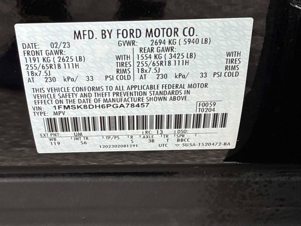 Certified 2023 Ford Explorer XLT w/ Equipment Group 202A AWD/4WD image 25