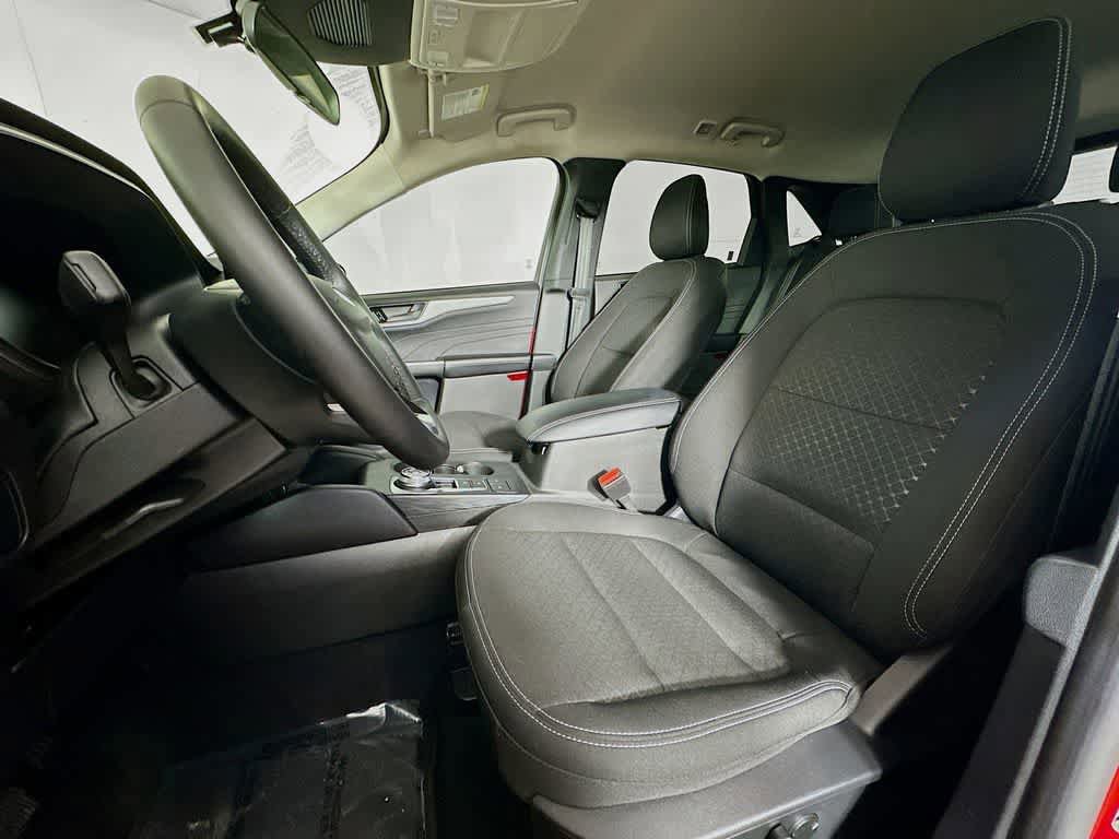 Certified 2024 Ford Escape Active FWD image 15