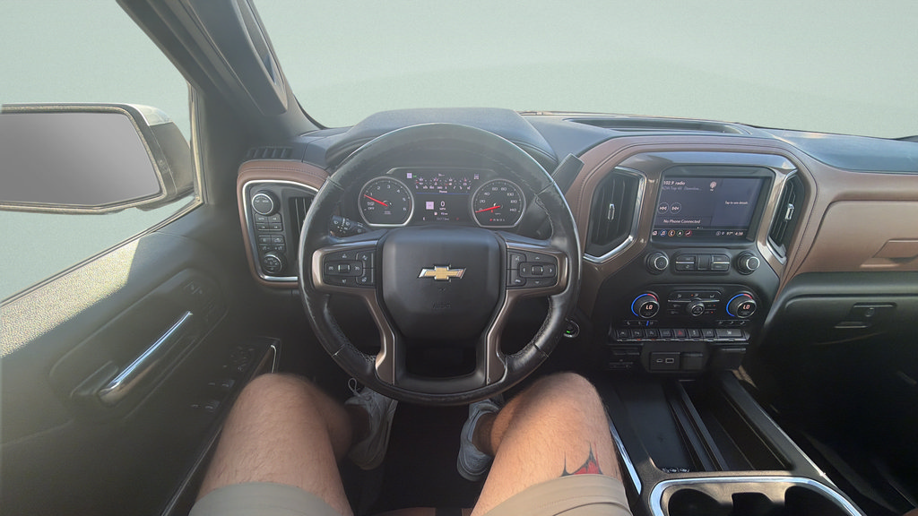 Used 2022 Chevrolet Silverado 1500 High Country w/ Technology Package AWD/4WD image 22