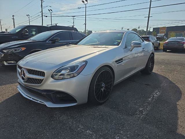 Used 2017 Mercedes-Benz SLC 300 image 1
