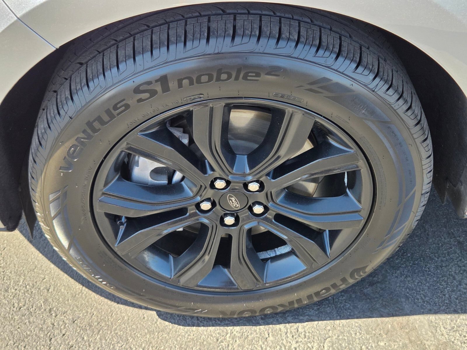 Certified 2023 Ford Edge SE w/ Black Appearance Package AWD/4WD image 9