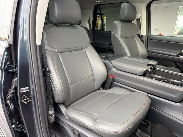 Certified 2025 Ford Expedition Active image 13