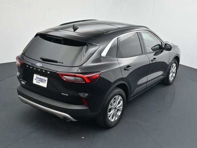 Certified 2023 Ford Escape Active AWD/4WD image 32