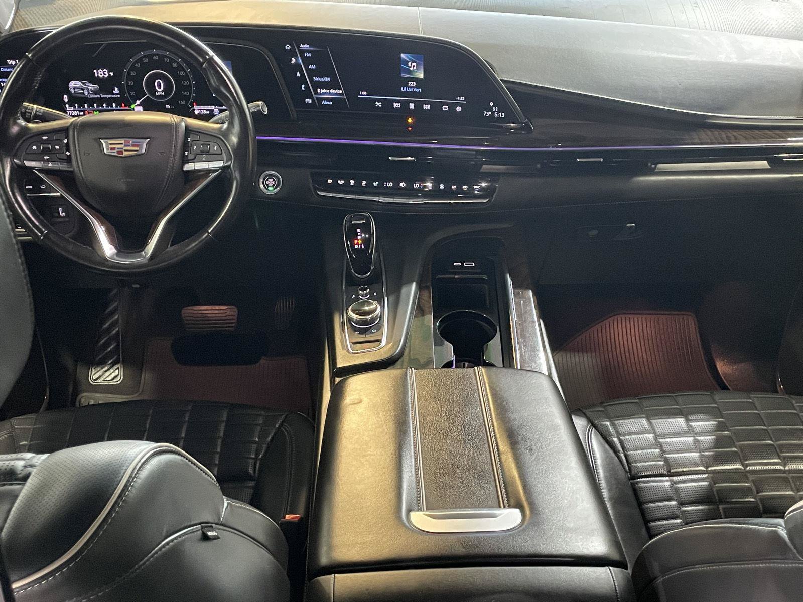 Used 2022 Cadillac Escalade Sport Platinum w/ LPO, ONYX Package AWD/4WD image 43