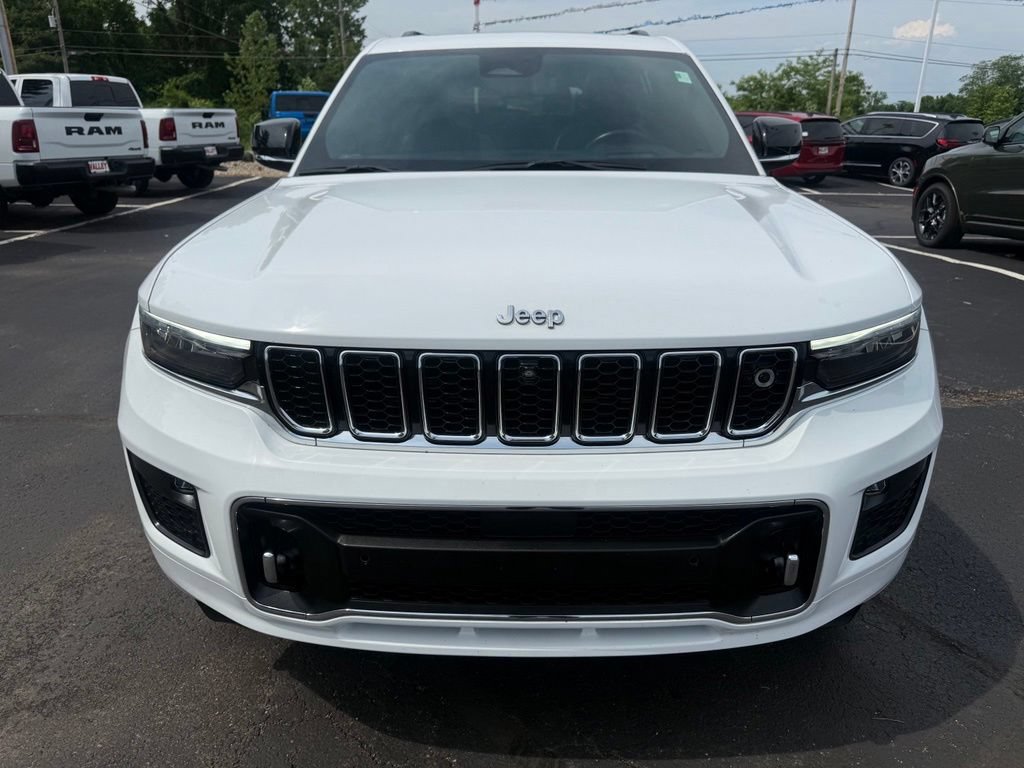 Used 2021 Jeep Grand Cherokee L Overland w/ Advanced Protech Group III AWD/4WD video 3