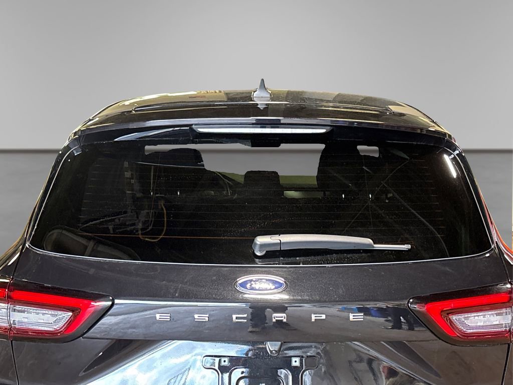 Certified 2025 Ford Escape Active AWD/4WD image 17