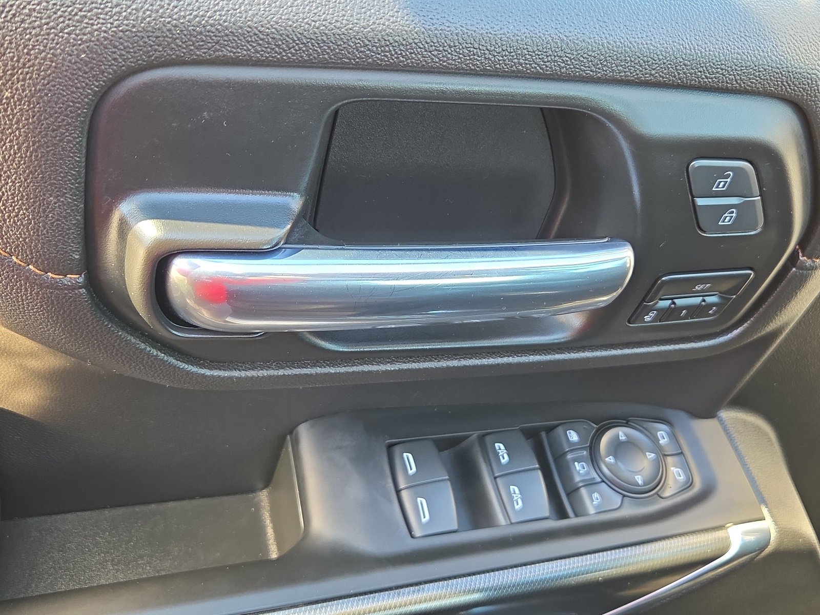 Used 2023 GMC Sierra 2500 AT4 w/ AT4 Premium Plus Package image 13