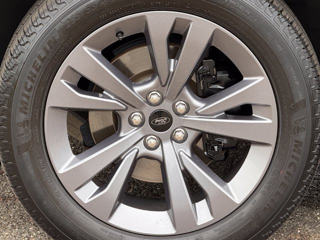 Certified 2025 Ford Explorer Active w/ Active Comfort Package AWD/4WD image 16