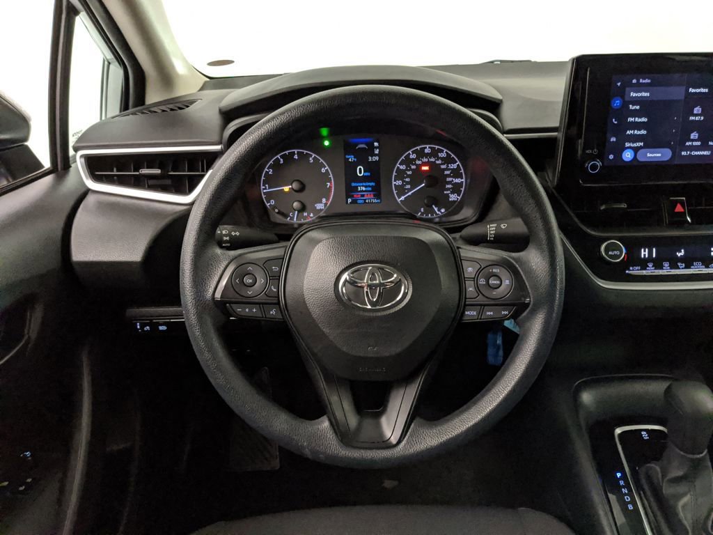 Used 2024 Toyota Corolla LE image 10
