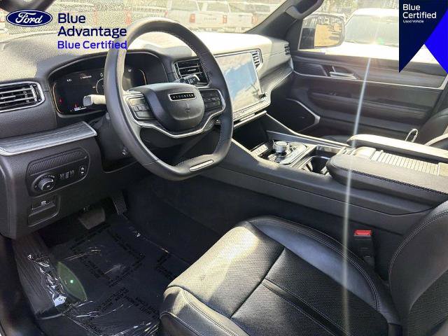 Used 2024 Jeep Wagoneer Series II w/ Flexible Seating Group AWD/4WD image 16