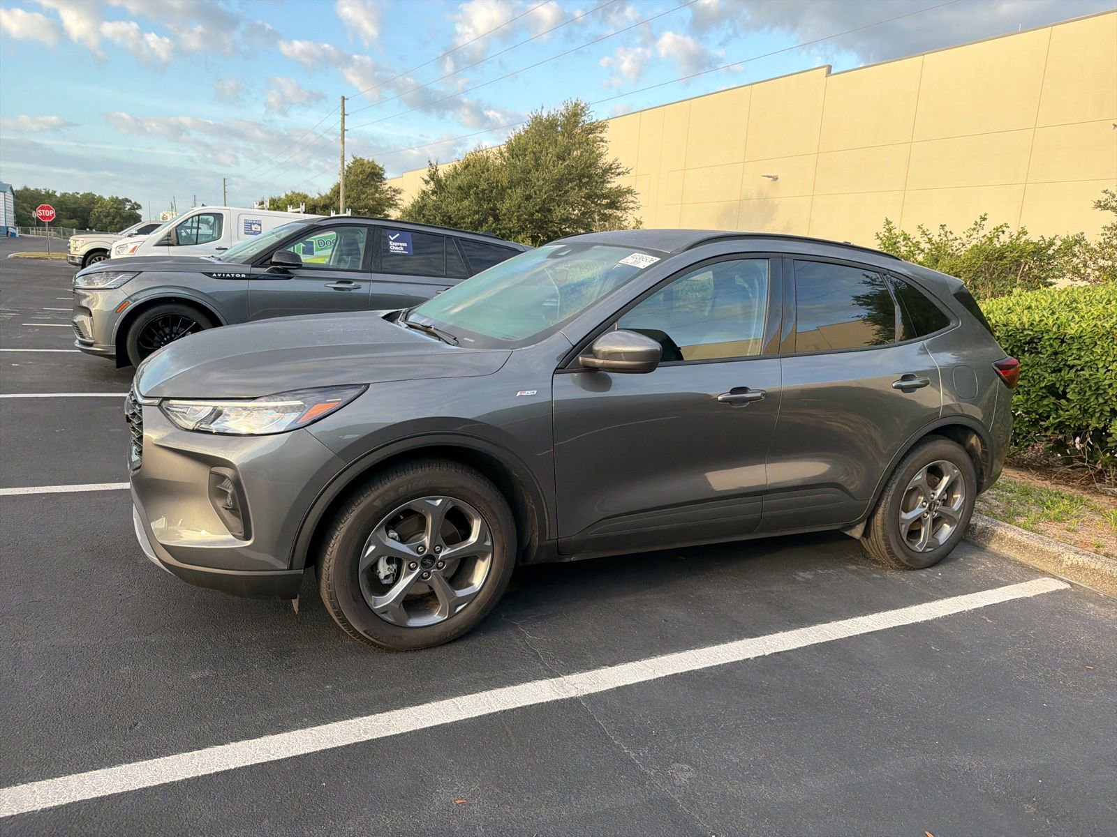 Certified 2025 Ford Escape ST-Line Select AWD/4WD image 14