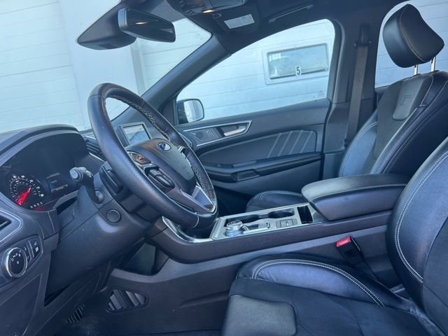 Certified 2023 Ford Edge ST w/ Equipment Group 401A image 8