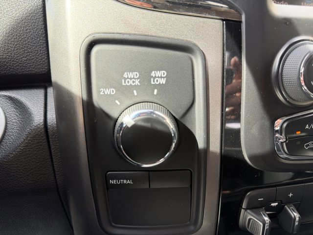 Used 2017 RAM 2500 Big Horn w/ Night Special Edition AWD/4WD image 32